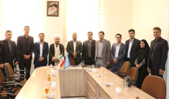 آیین بزرگداشت هفته قوه قضاییه با حضور مسئولان قضایی و دانشگاهی در محل دادگستری شهرستان جیرفت برگزار شد.